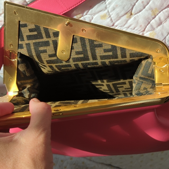 Fendi First Nappa Leather Clutch Fuchsia rare color - Picture 14 of 17